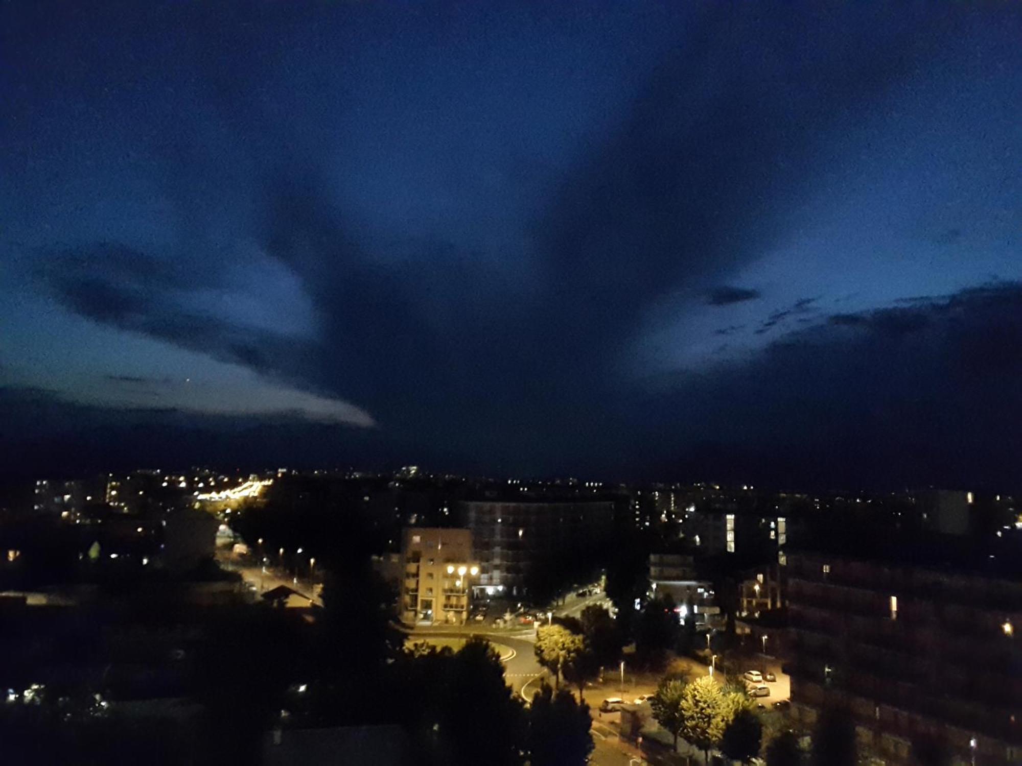 Lucrece Holiday Apartment Турин Экстерьер фото